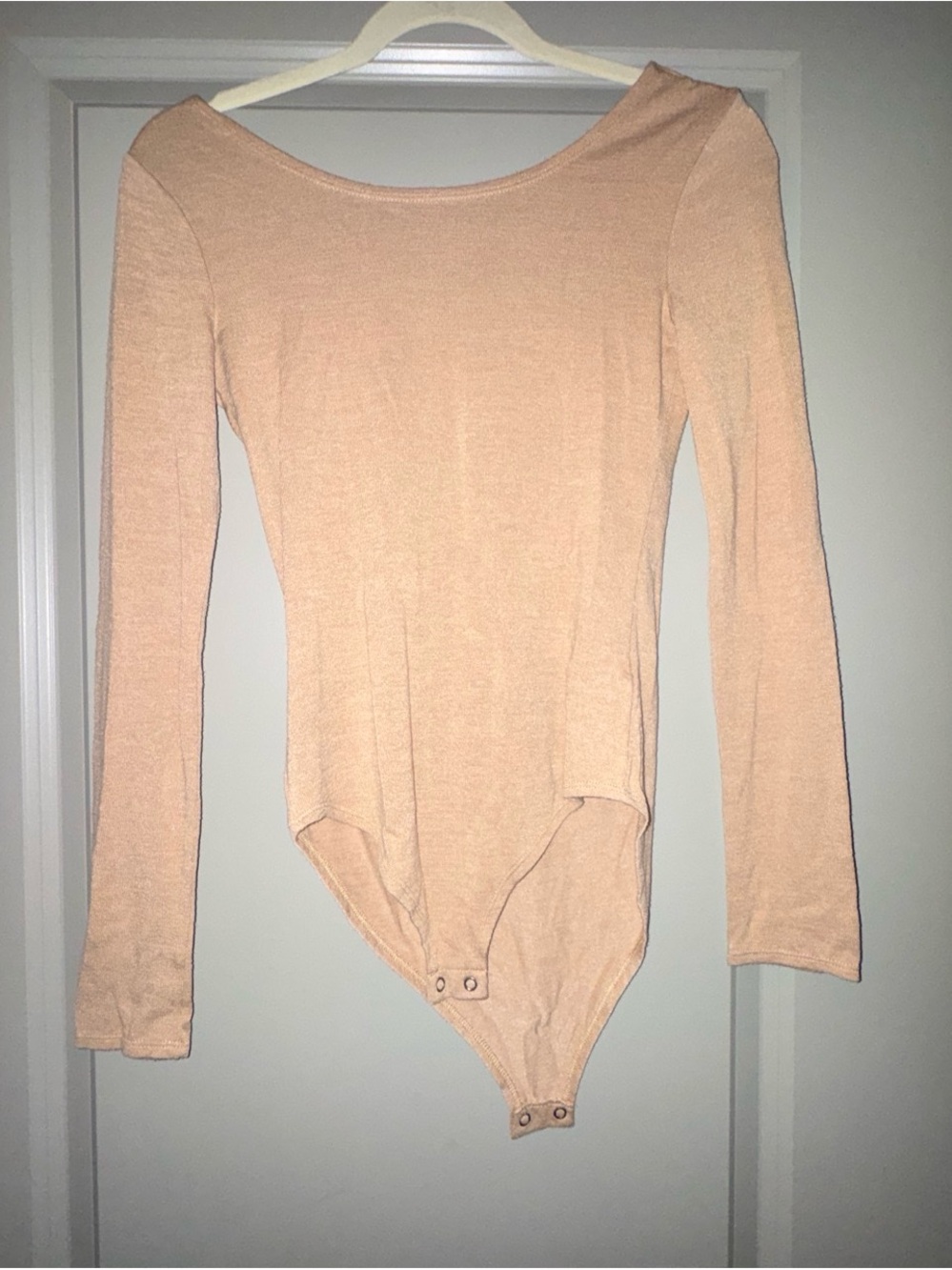 Forever 21 Long Sleeve Scoop Bodysuit - Light Peach